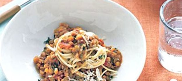 Паста с чечевицей и морковью