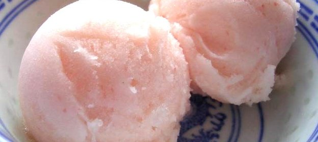 Клубнично-грейпфрутовый сорбет