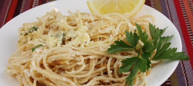 Макароны под сливочным соусом