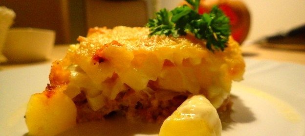 Мясо по-французски с черносливом