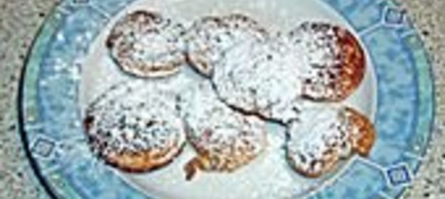 Poffertjes(типа оладьев, но вкуснее)