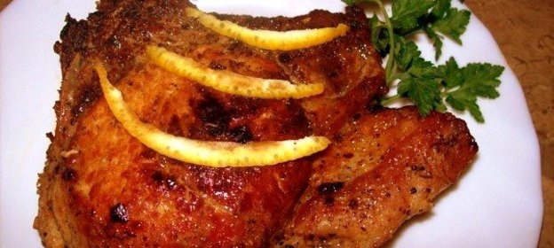 Свинина на кости в ароматном маринаде