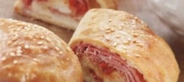 Пицца в рулетах