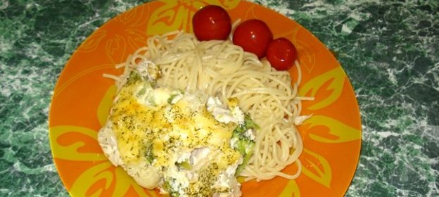 Курица с брокколи и цветной капустой