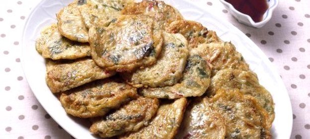 Оладьи из цукини с пармезаном и мятой