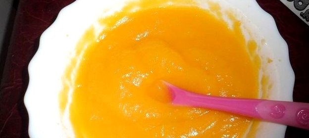 Пюре из яблок и тыквы