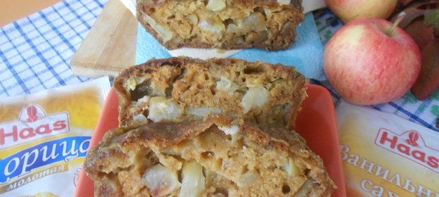 Яблочный кекс с крустильяном