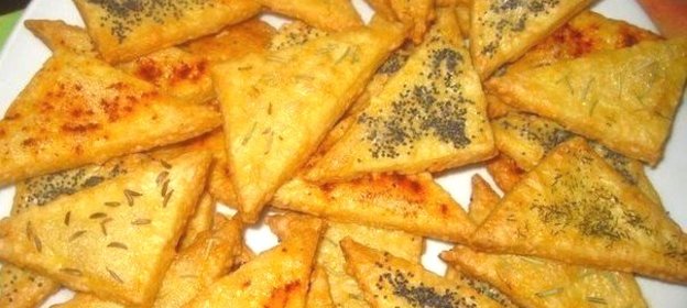 Сырное печенье к вину