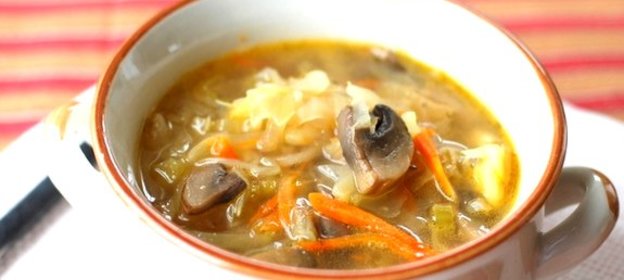 Вегетарианские щи из квашеной капусты
