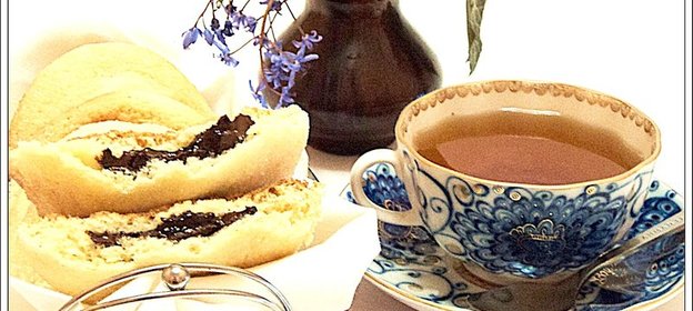 Печенье сахарное с шоколадной начинкой