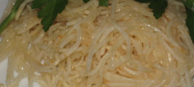 Морской салат со свеклой