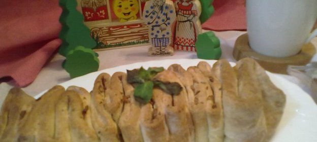 Воздушный хлеб в виде гармошки...с чесноком и прованскими травами Играй гармонь любимая)))