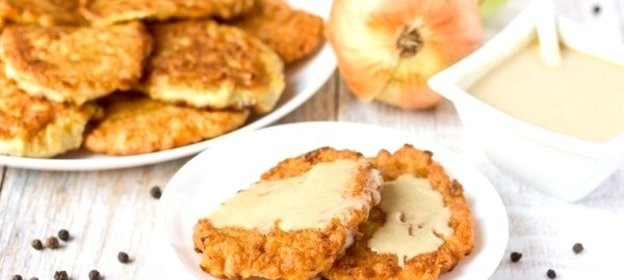 Луковые оладьи