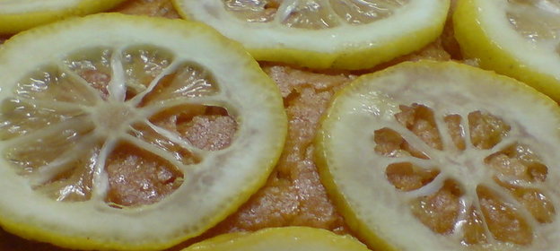 Влажный лимонный пирог