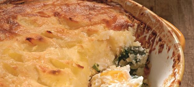 Рыбная запеканка с картофелем и шпинатом