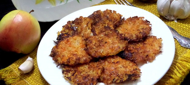 Рисовые оладьи с морковкой и яблоком