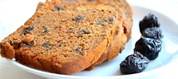 Медовый кекс с черносливом