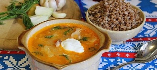Деревенские кислые щи с гречневой кашей