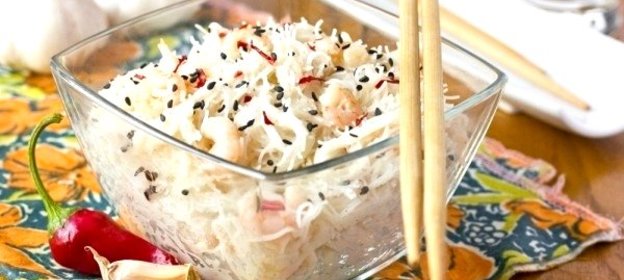 Рисовая лапша с креветками по-тайски