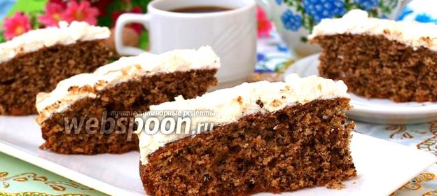 Ореховый пирог с безе