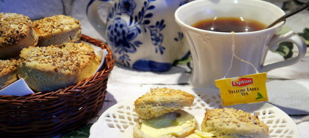 Ржаные сконы - английские булочки к чаю?, а может как основа для канапе?