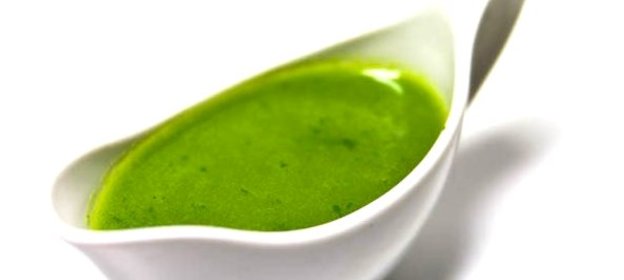 Соус с водяным крессом на основе голландеза