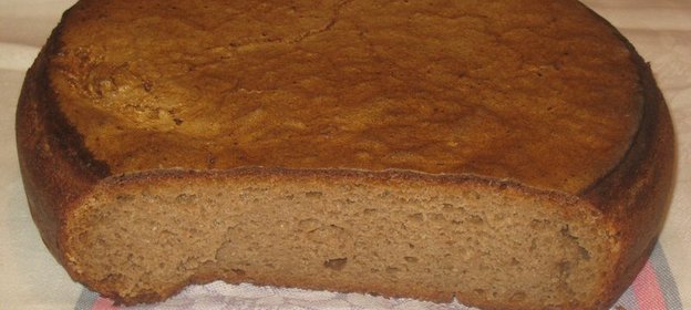 Серый бездрожжевой хлеб