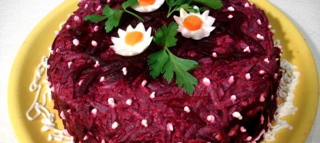 Свекольно селёдочный торт
