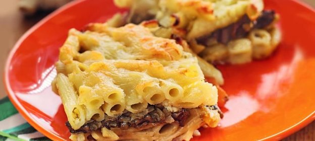 Запеканка из макарон с грибами