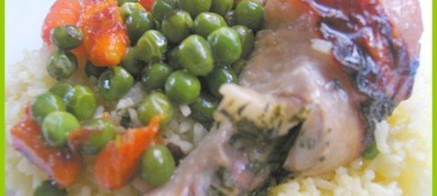 Курица с овощами и рисом