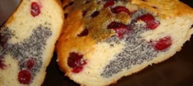 Кекс яблочно-вишневый