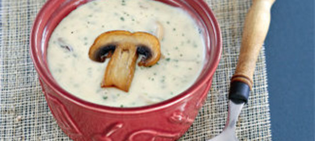 Соус из шампиньонов с петрушкой