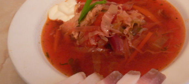 Батон с яблоками