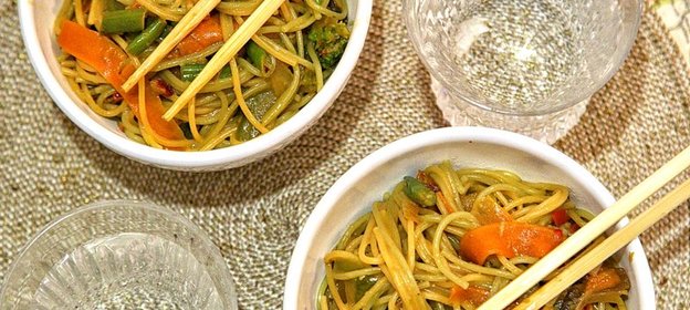 Лапша с овощами