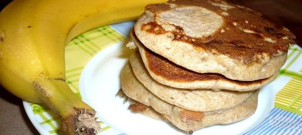 Ржаные оладьи с бананом