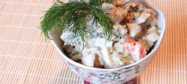 Салат из картофеля с копченой скумбрией