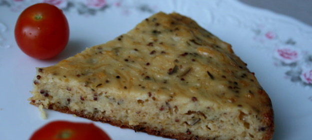 Кекс с зернистой горчицей и сыром (сделан в мультиварке)