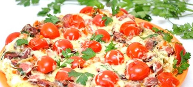 Пицца на сковороде с овощами