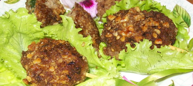 Фрикадельки с орешками