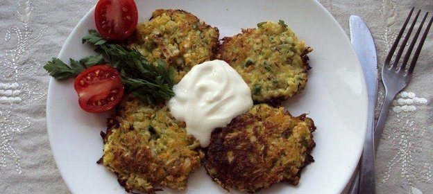 Оладьи из кольраби и цукини