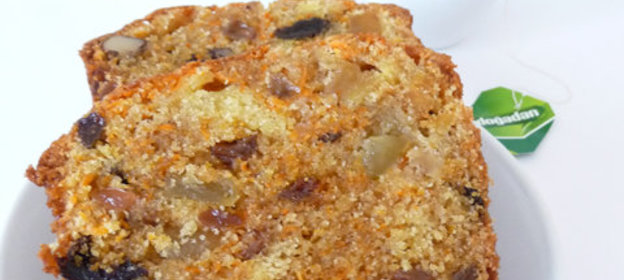 Кекс морковный с сухофруктами и орехами