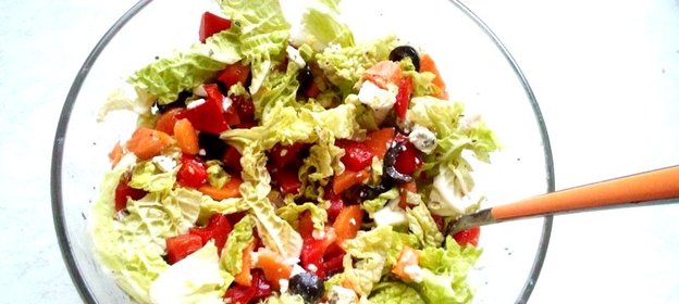 Овощной салат с пекинской капустой