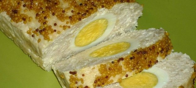 Мясной хлеб с яйцом