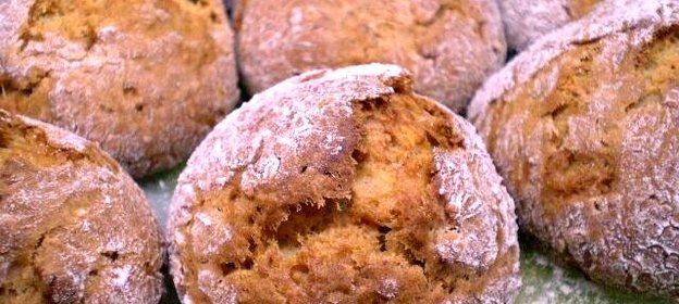 Печенье с джемом из айвы