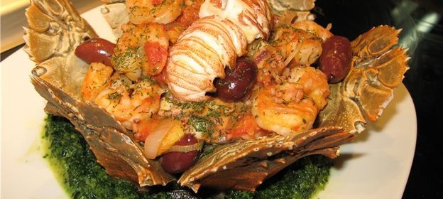 Слиппер-лобстер с морским ассорти