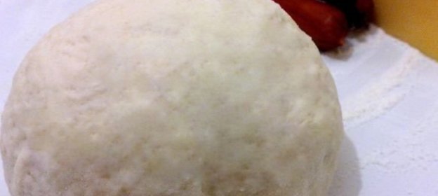 Клецки из хлеба со шкварками (венгерская кухня)