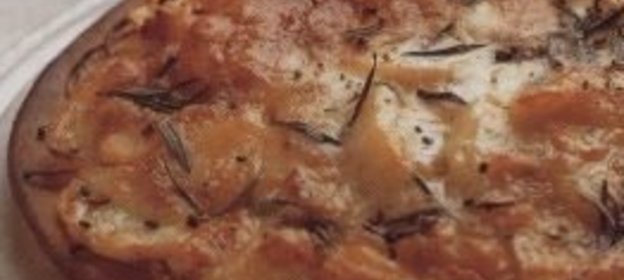 Пицца с картофелем и специями