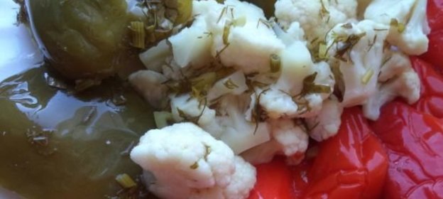 Омлет с хлебом, сыром и яблоками по-английски