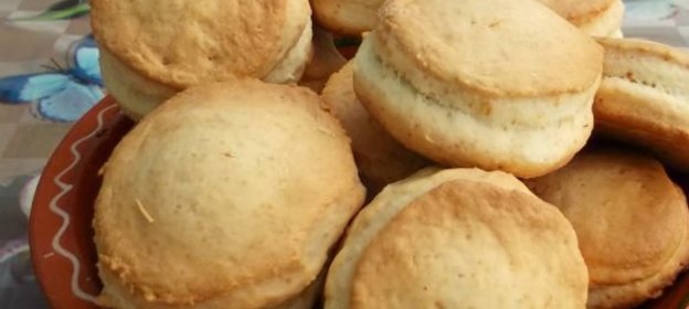 Печенье из теста на сметане (сметанные лепешки )