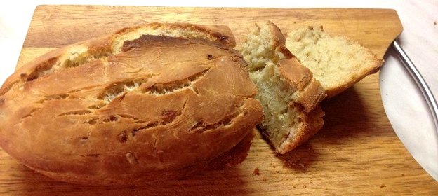 Луковый хлеб